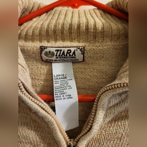 Zip up sweater - Picture 2 of 3